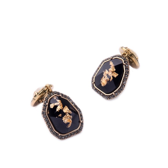 Boutique! Elegant Gold Leaf Crystal Drop Earrings - Picture 6 of 8